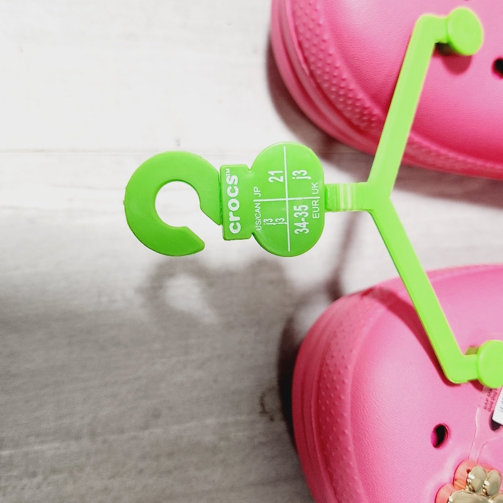 Crocs Bubble Gum Pink & Lined Size 3J - Picture 4 of 6